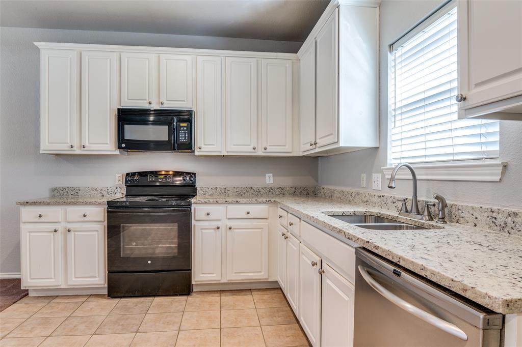 Hickory Hills - Residential Lease