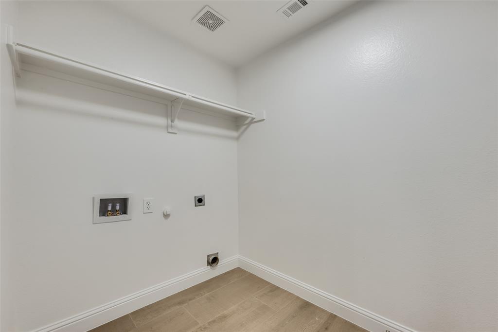 Crossroads - Residential Lease