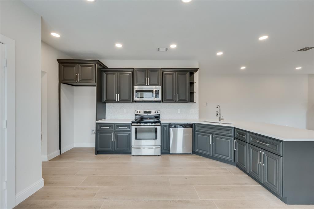 Crossroads - Residential Lease