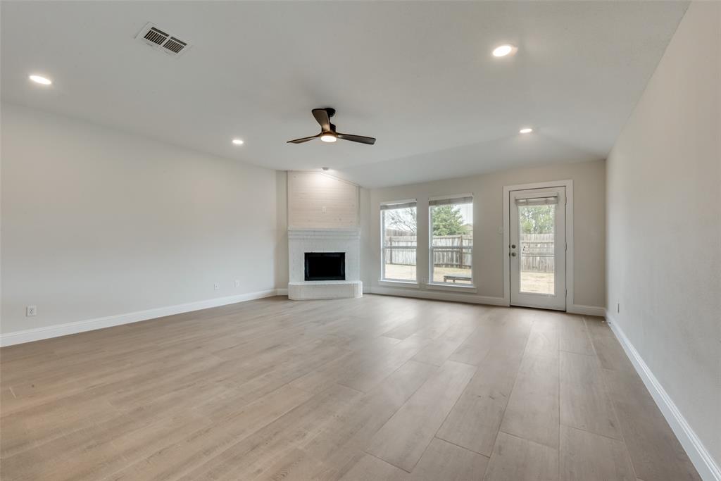 Crossroads - Residential Lease