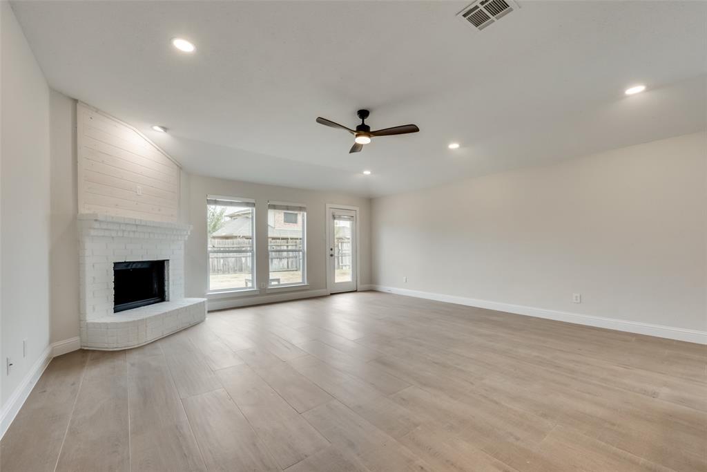 Crossroads - Residential Lease