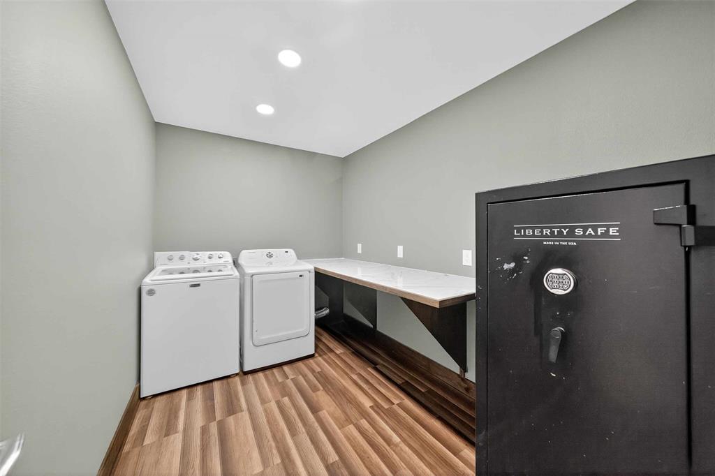 A100111-A0111 S Bradley - Residential