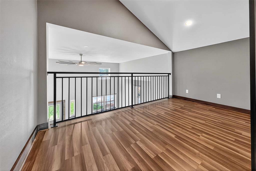 A100111-A0111 S Bradley - Residential