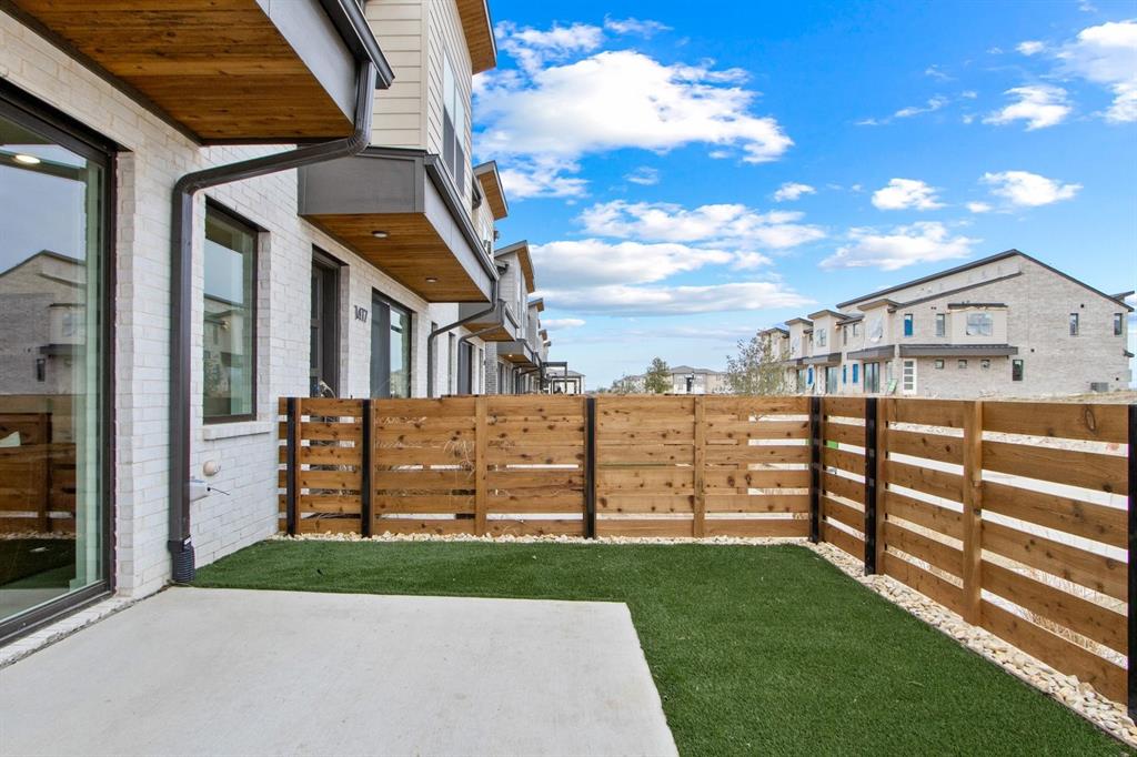1404 Azalea Drive