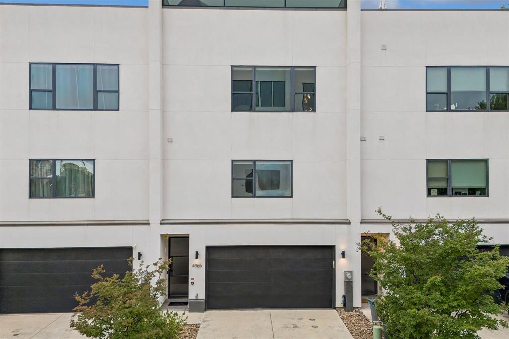 4965 Blaynes View