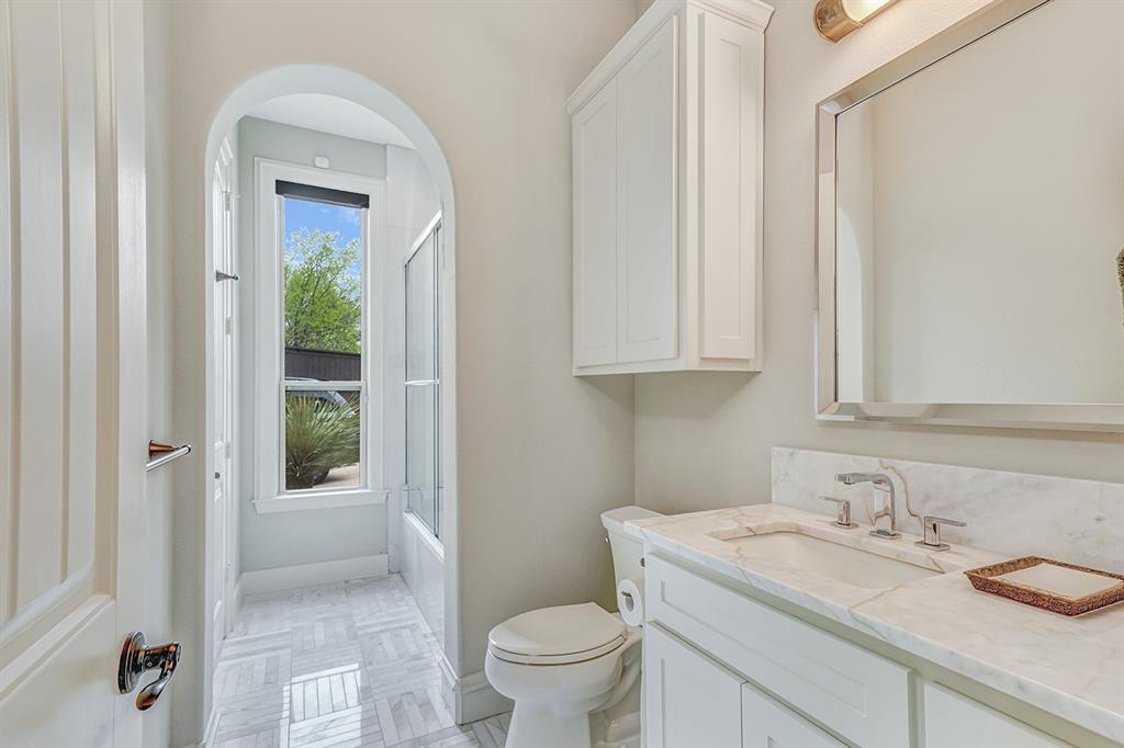 Lakeside Estate - Residential