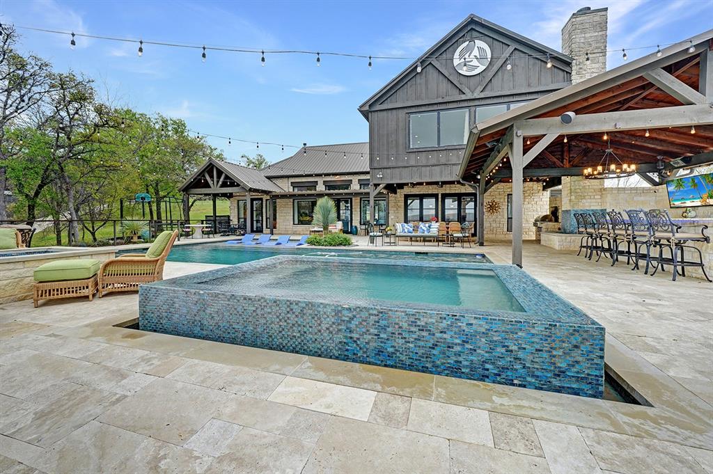 Lakeside Estate - Residential