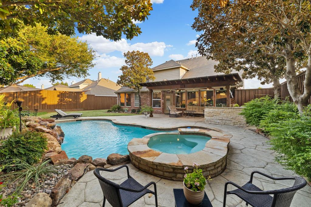 9338 Fairmont Drive