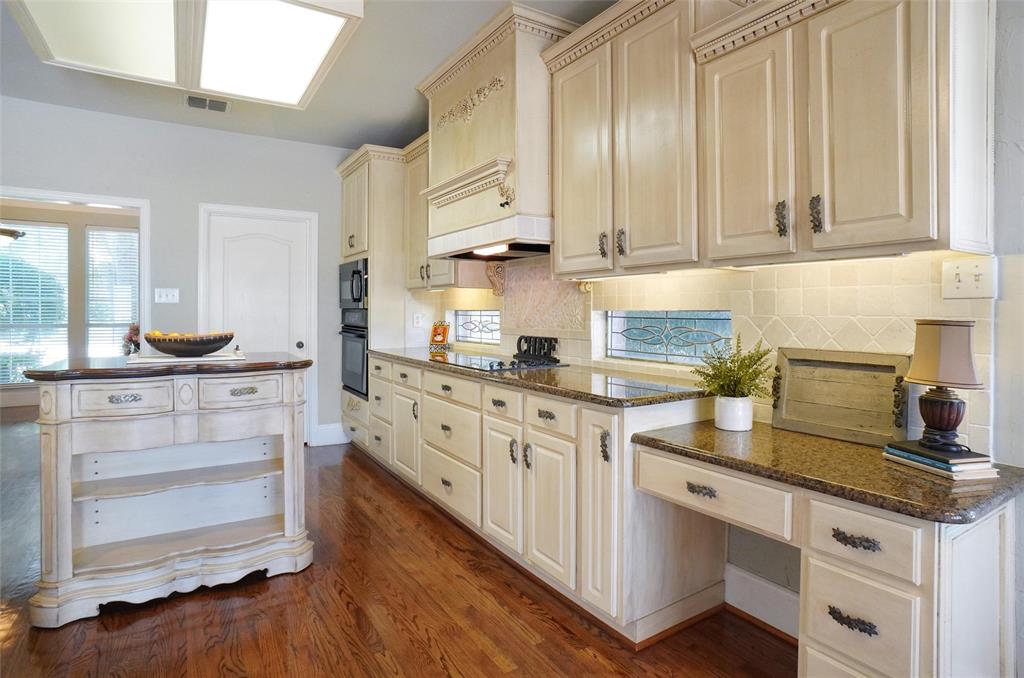 Lakes of Highland Oaks - Residential