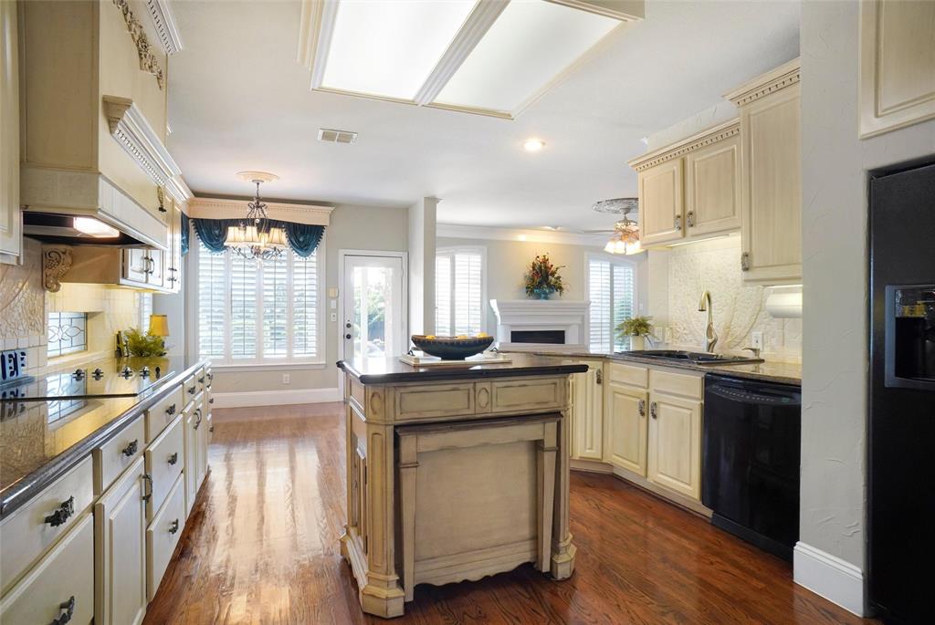 Lakes of Highland Oaks - Residential