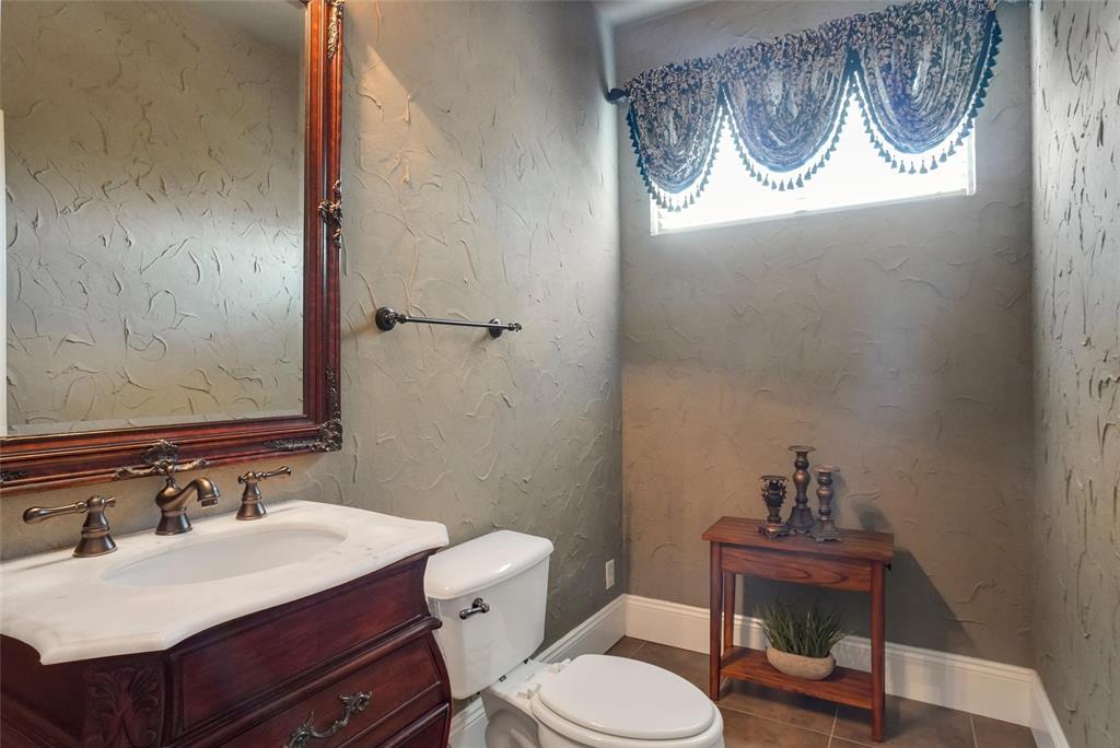 Lakes of Highland Oaks - Residential