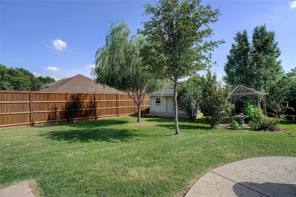 Lakes of Highland Oaks - Residential