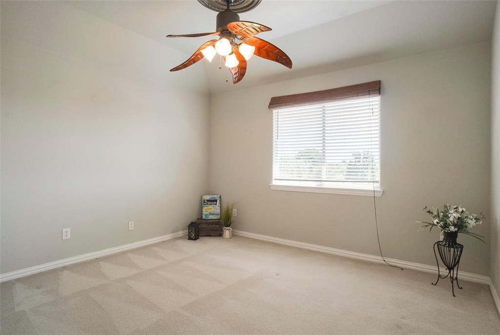 Lakes of Highland Oaks - Residential