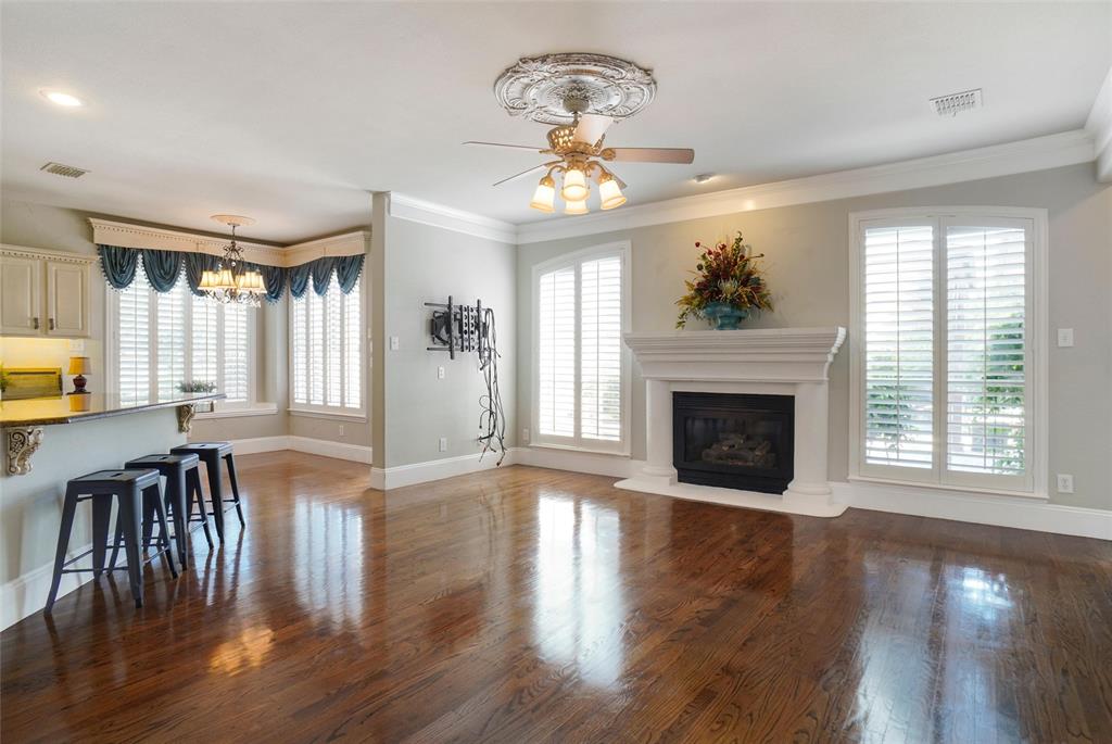 Lakes of Highland Oaks - Residential