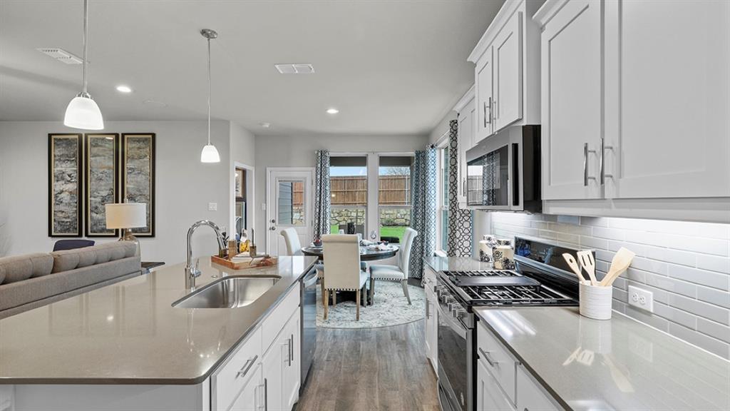 15540 BALHAM Pass