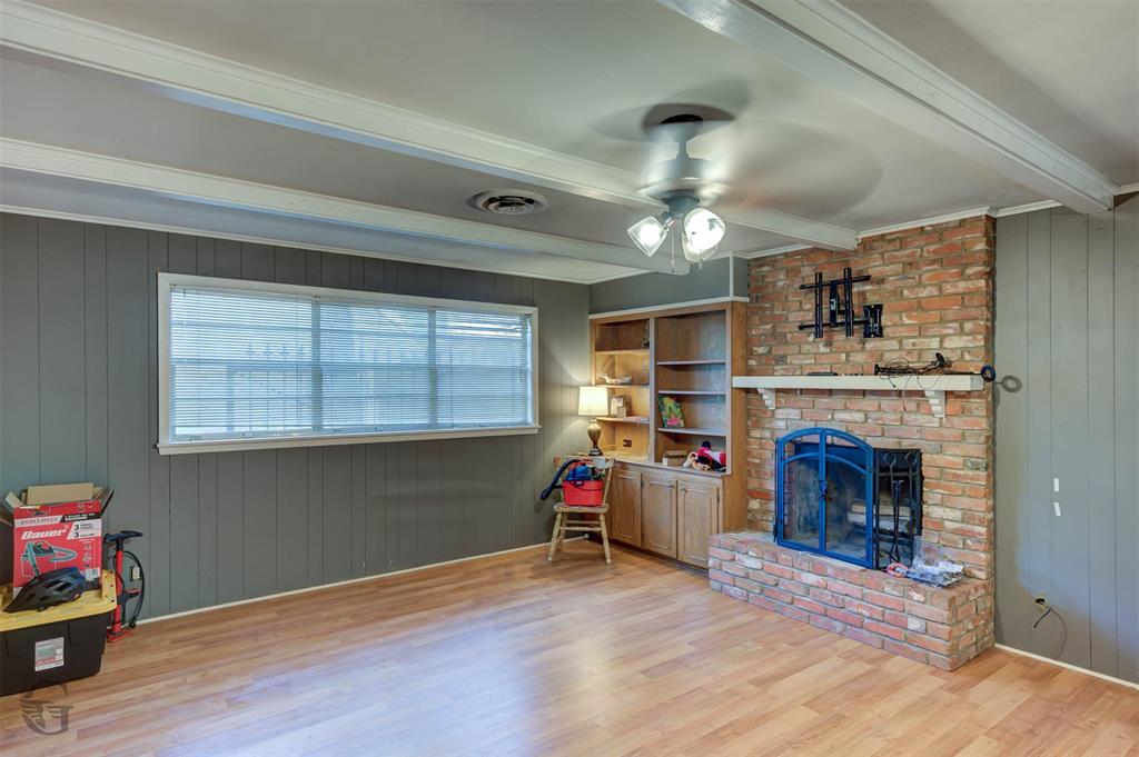 638 Ashbourne Drive