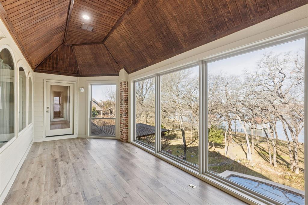 Resort On Eagle Mountain Lake - Residential