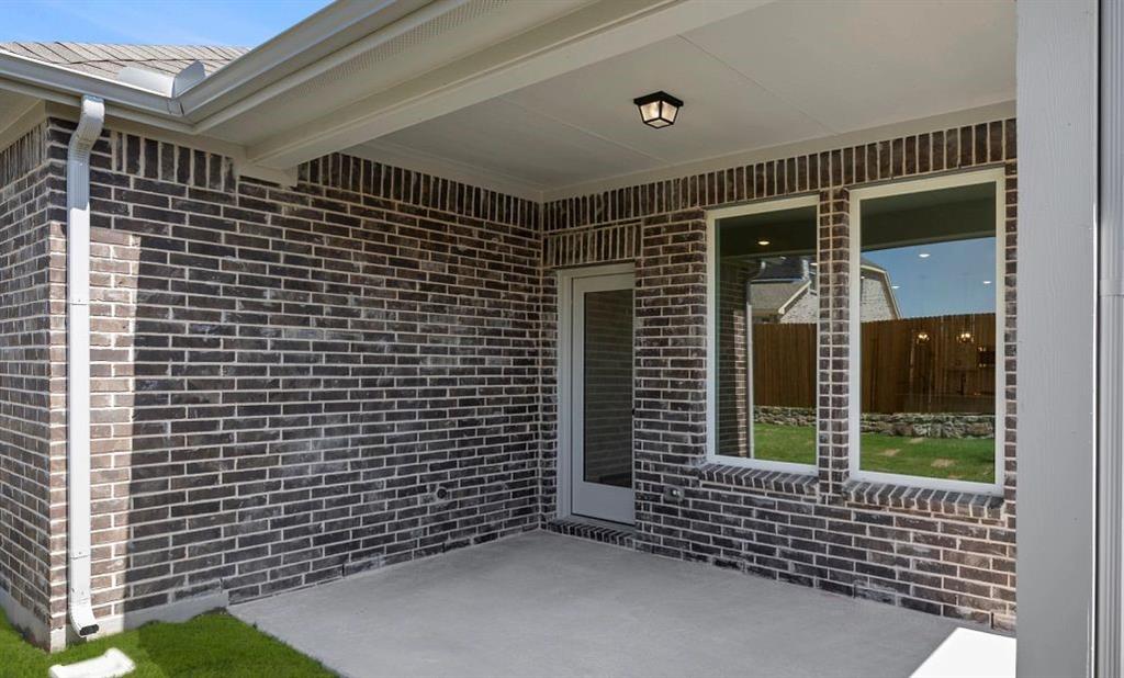 2405 Daisy Lane