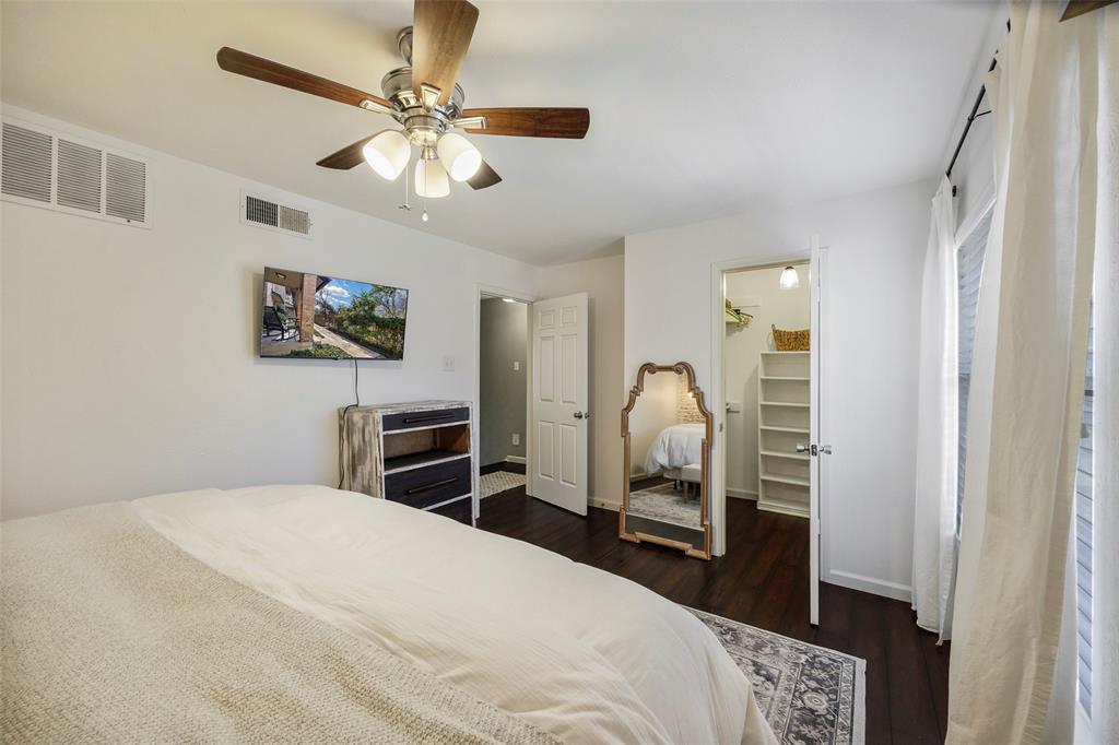 Glen Oaks Twnhms Condo - Residential Lease