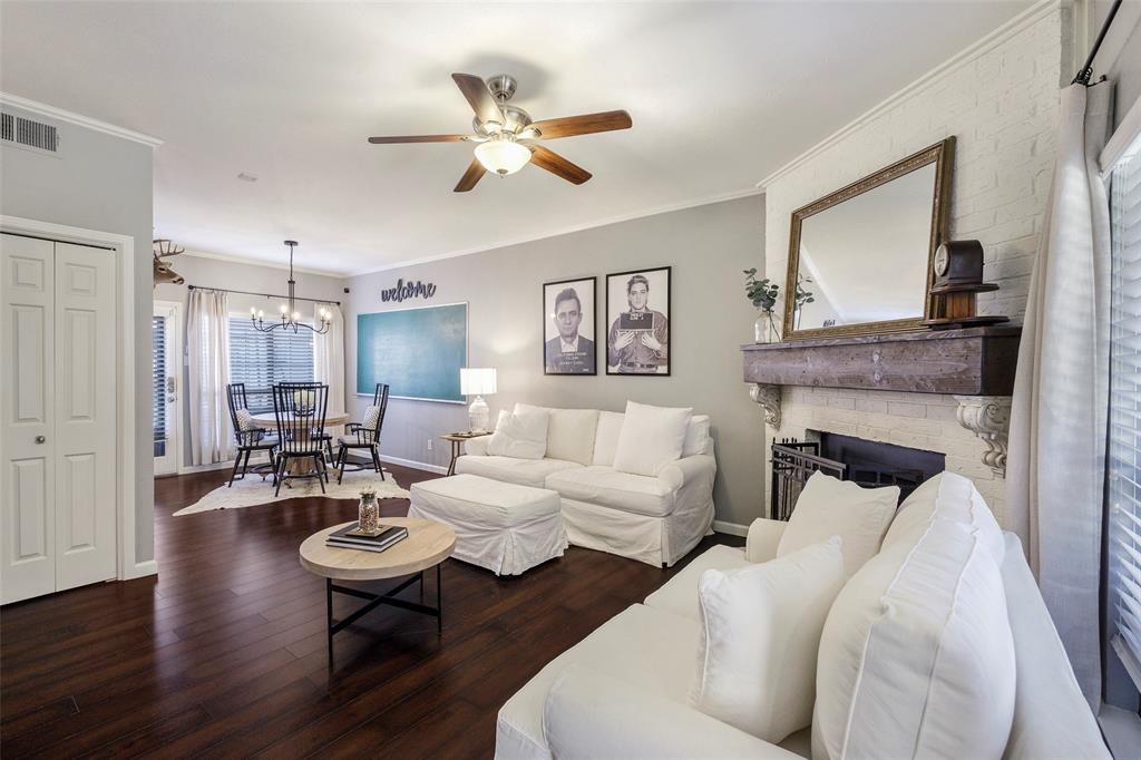 Glen Oaks Twnhms Condo - Residential Lease