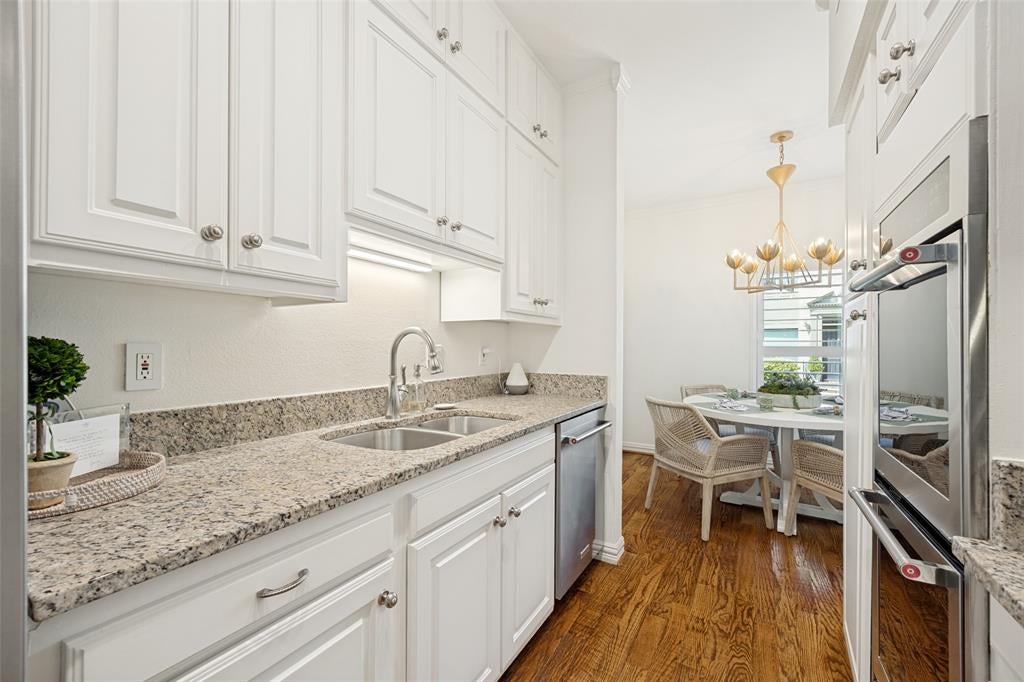 7526 W Northwest Highway 5