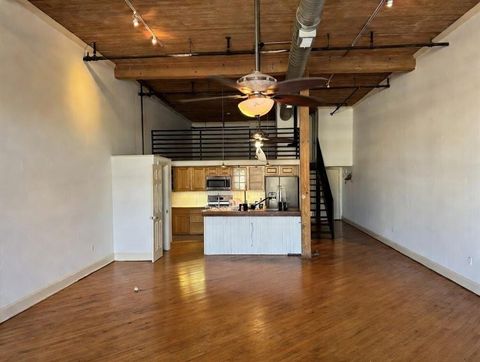 3026 Commerce Street 205 Dallas TX 75226