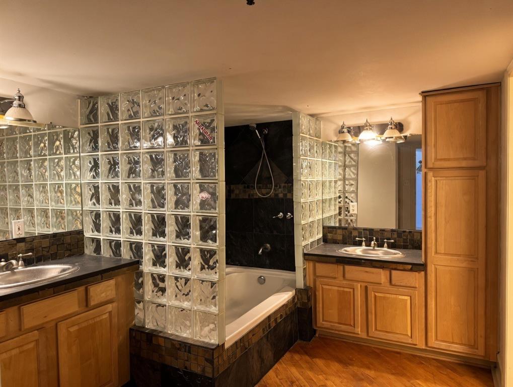 Commerce Street Lofts - Residential