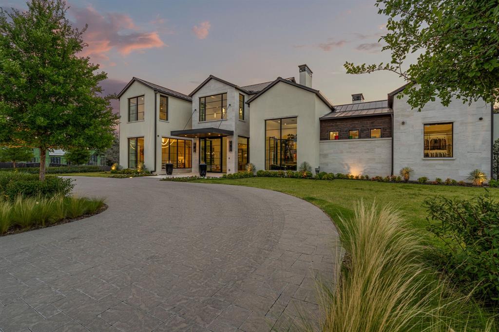 1901 Meadow View Court