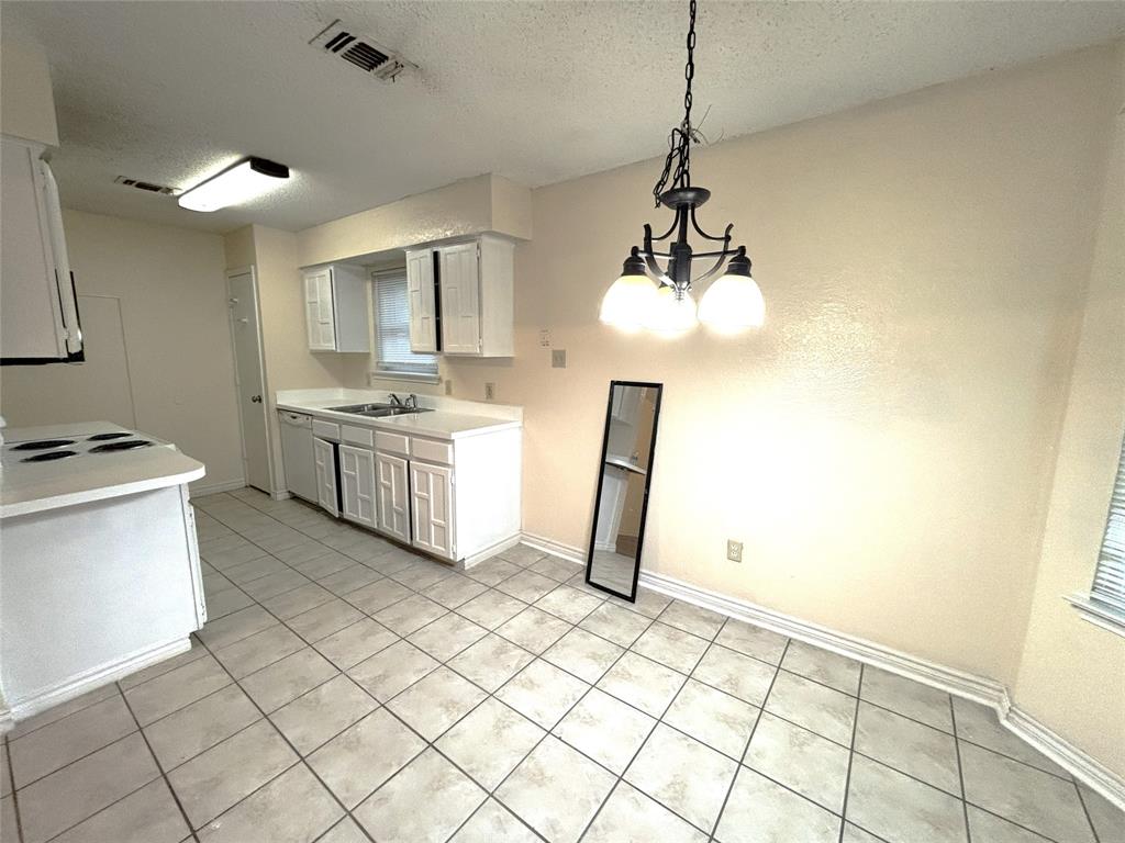 Hillcrest West Add - Residential Lease