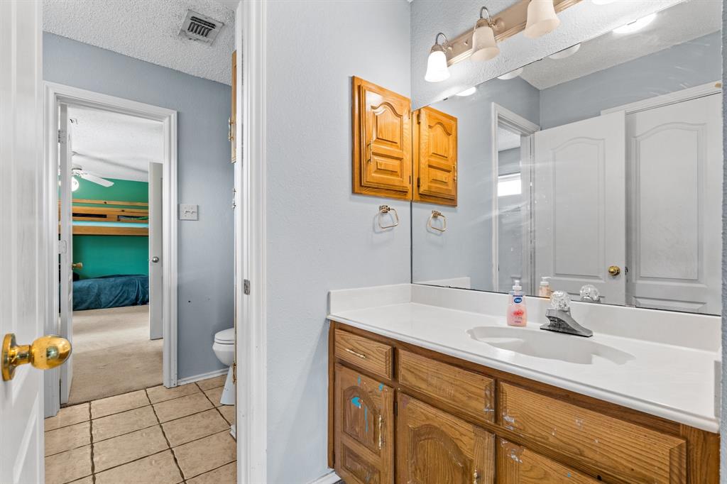 Fort Worth, Texas 76108, United States, 4 Bedrooms Bedrooms, ,3 BathroomsBathrooms,Residential,Active,131795