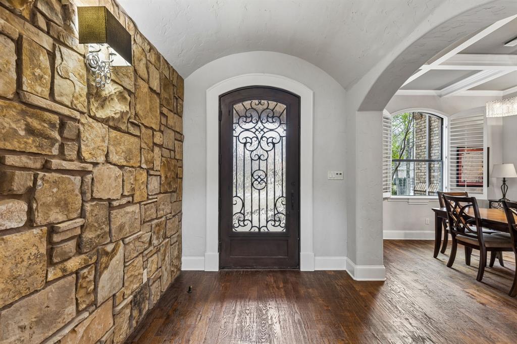 2349 Tall Woods Trail