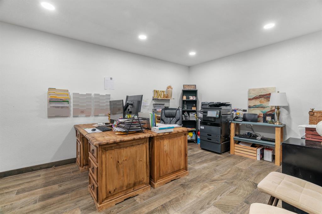 5058 W Highway 199 C