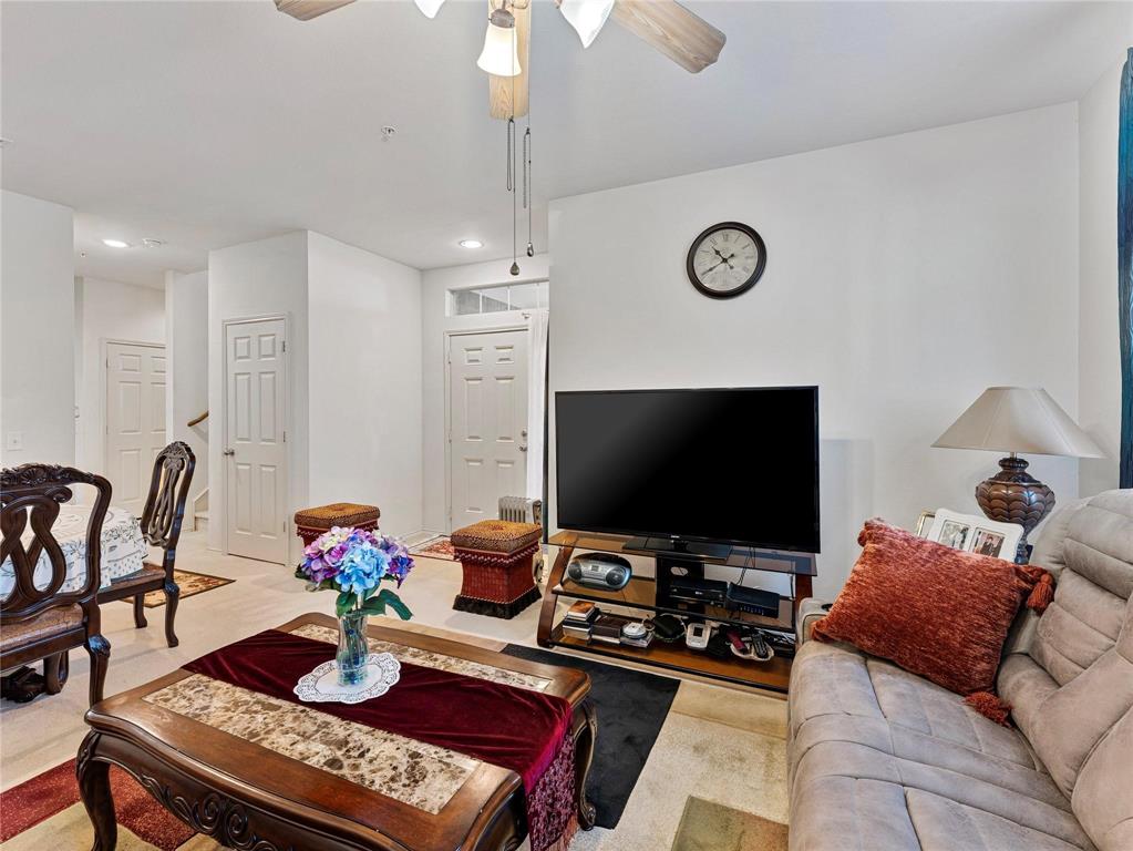 Stoneleigh Place Add - Residential