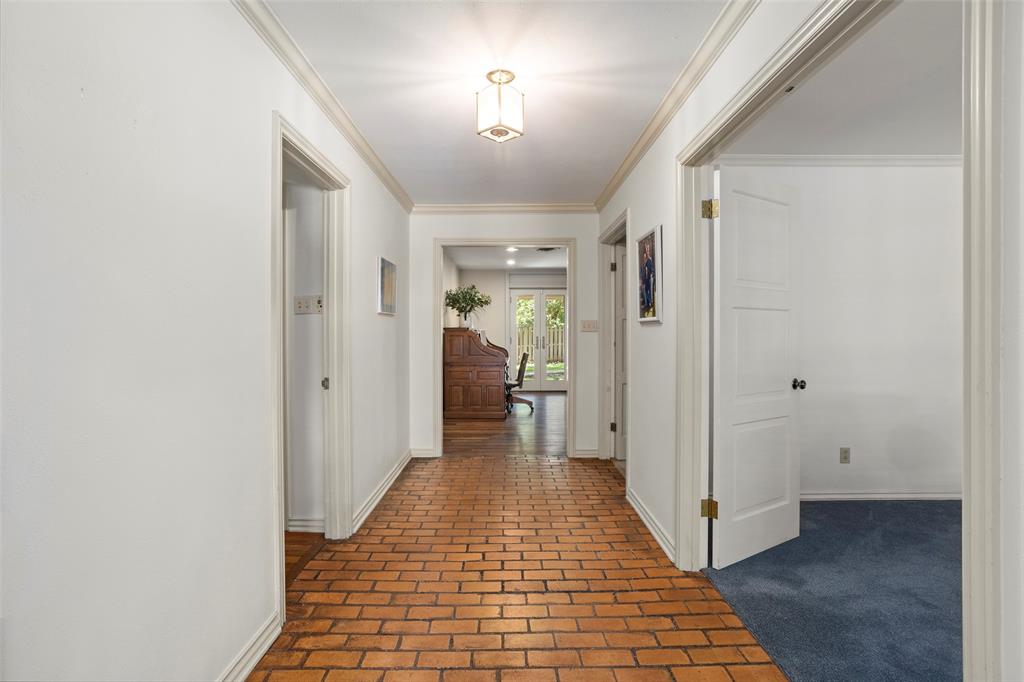 3604 Ledgeview Court