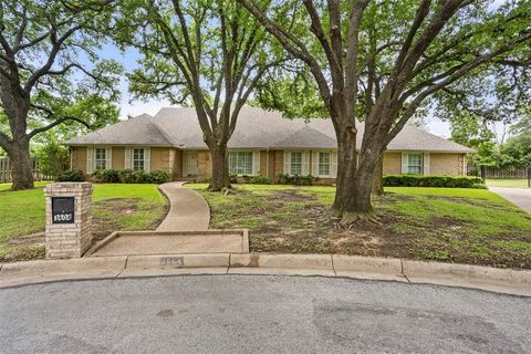 3604 Ledgeview Court Fort Worth TX 76109