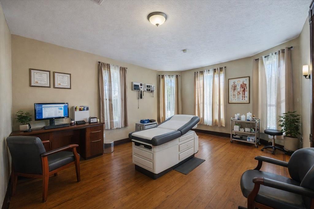 Mccasland - Commercial Sale