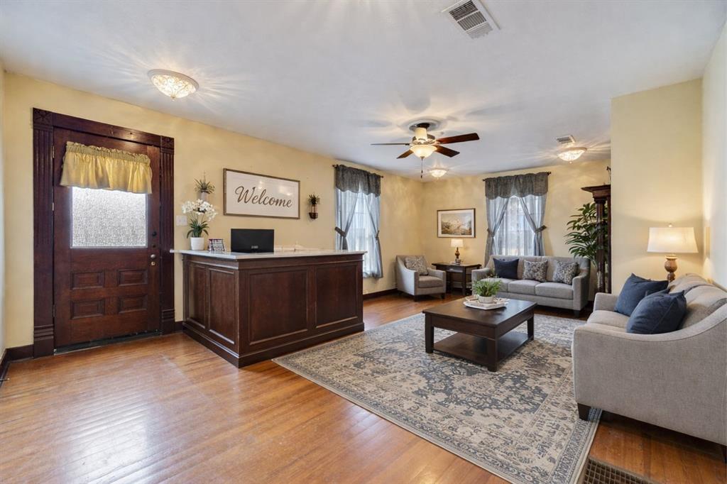 Mccasland - Commercial Sale