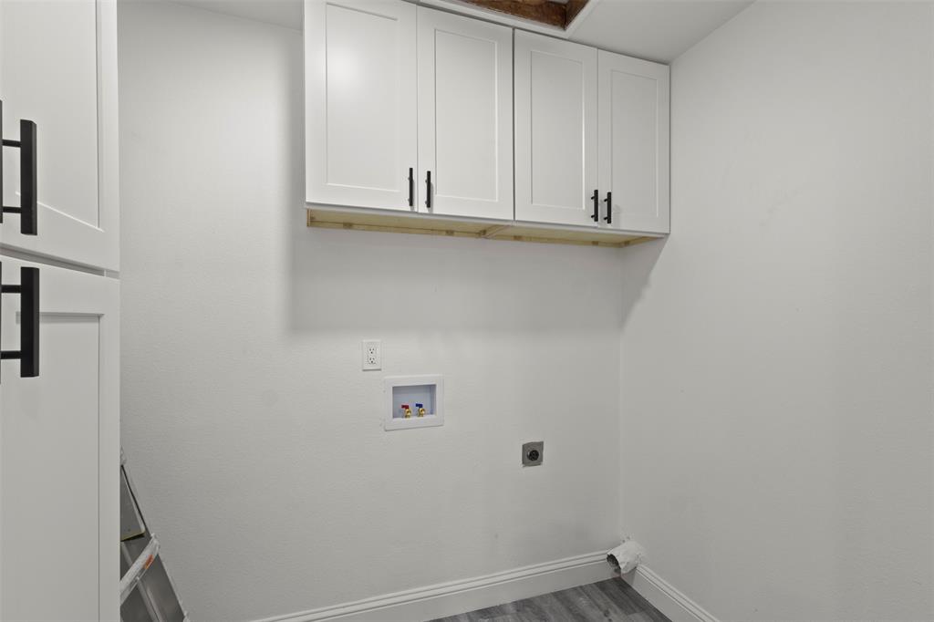 Creekbend Twnhms - Residential