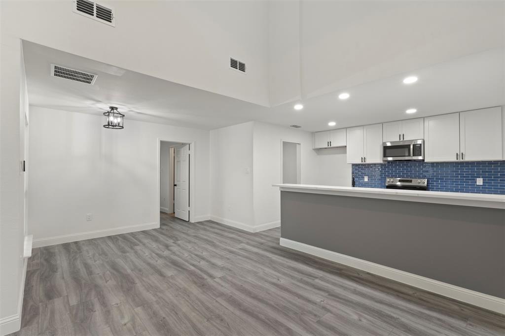 Creekbend Twnhms - Residential