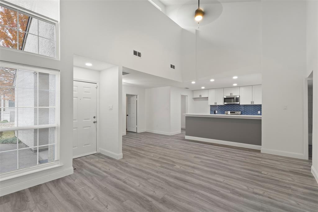 Creekbend Twnhms - Residential