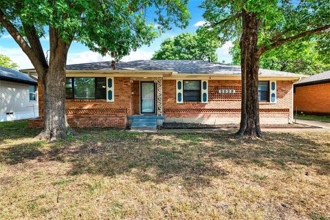 Photo of 2523 Dorrington Drive, Dallas, TX 75228 (MLS # 21089940)
