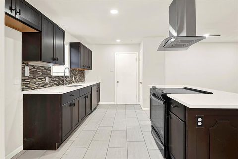 Tiny photo for 2523 Dorrington Drive, Dallas, TX 75228 (MLS # 21089940)