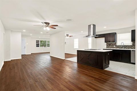 Tiny photo for 2523 Dorrington Drive, Dallas, TX 75228 (MLS # 21089940)