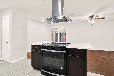 Tiny photo for 2523 Dorrington Drive, Dallas, TX 75228 (MLS # 21089940)