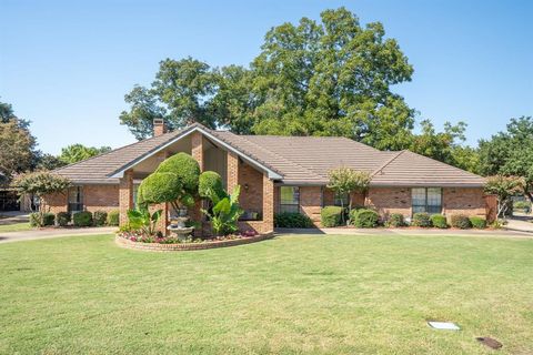 A home in Rowlett