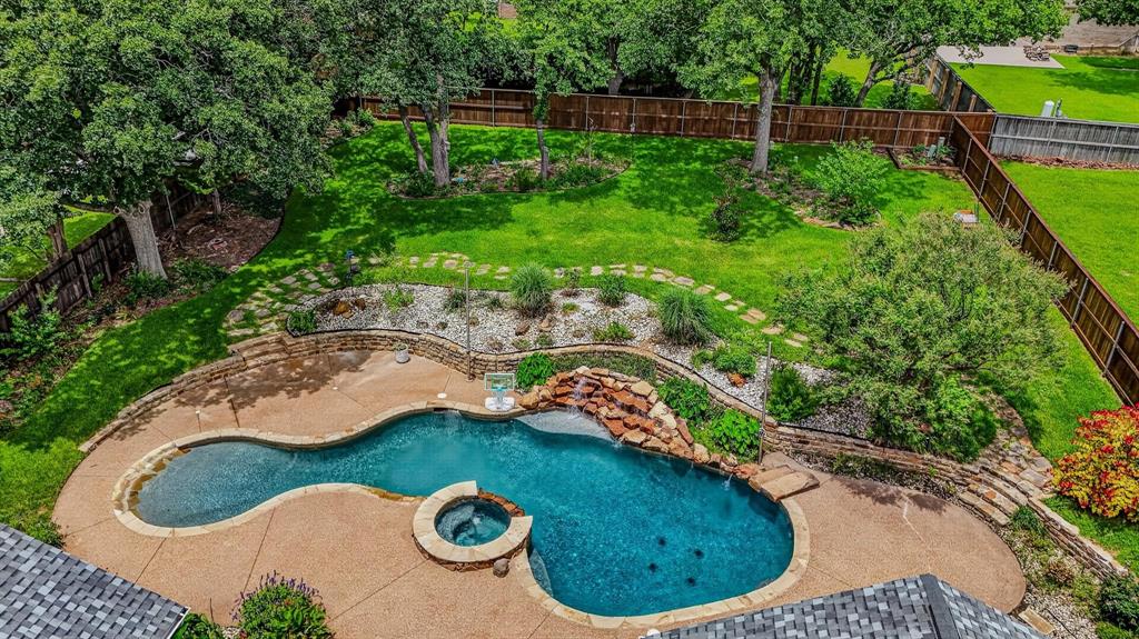 2802 Yorkshire Lane