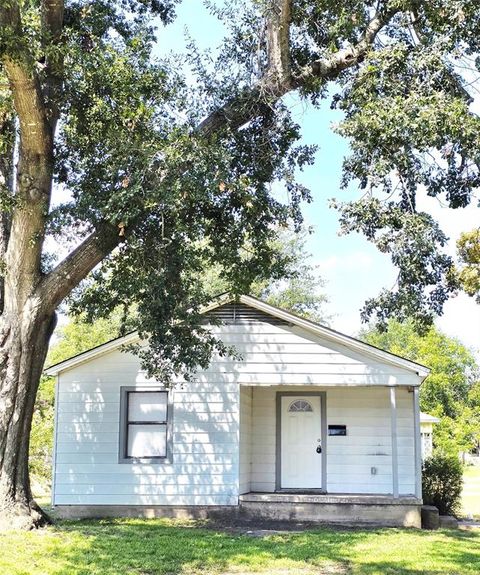 901 Johnson Street Terrell TX 75160