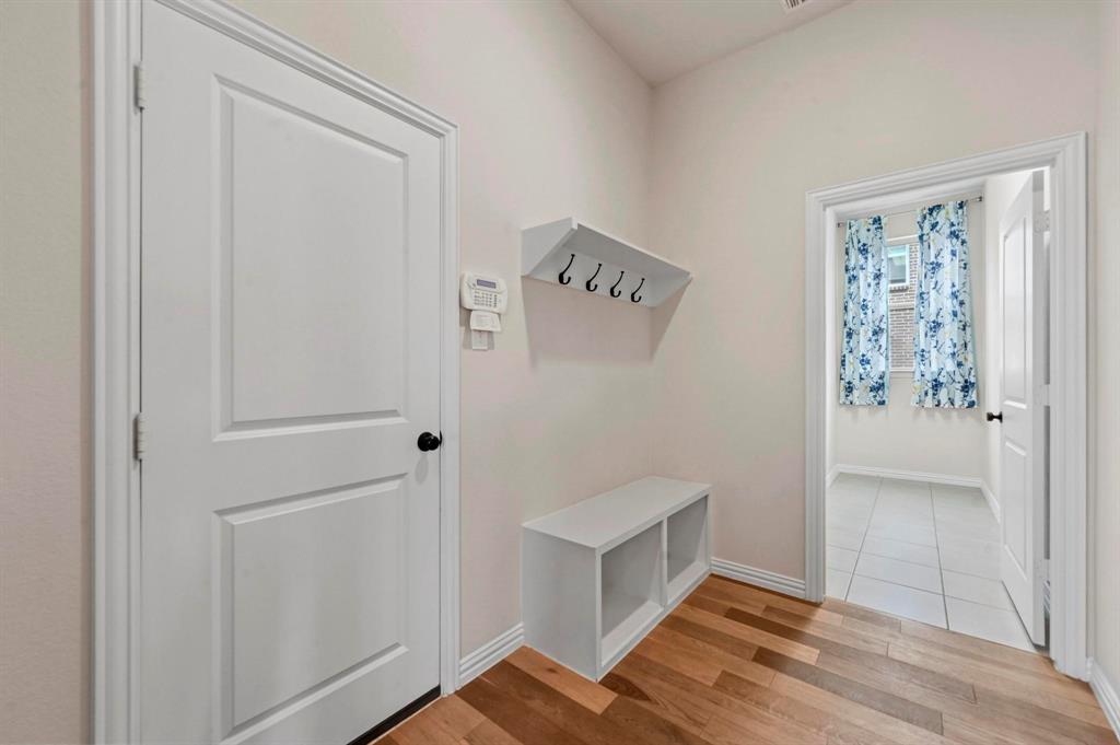 Little Elm, Texas 75068, United States, 4 Bedrooms Bedrooms, ,3 BathroomsBathrooms,Residential,Active,5235