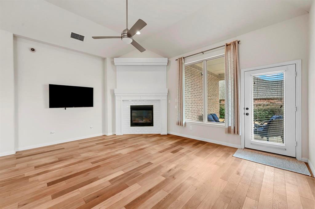 Little Elm, Texas 75068, United States, 4 Bedrooms Bedrooms, ,3 BathroomsBathrooms,Residential,Active,5235