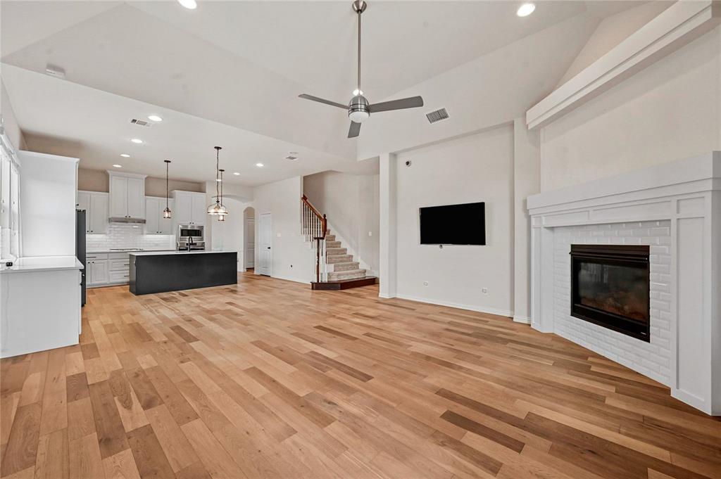 Little Elm, Texas 75068, United States, 4 Bedrooms Bedrooms, ,3 BathroomsBathrooms,Residential,Active,5235